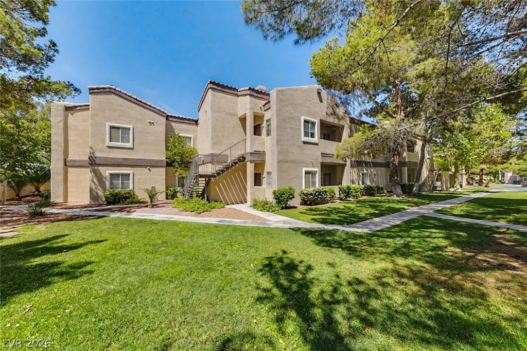 5250 Rainbow, Las Vegas, NV 89118