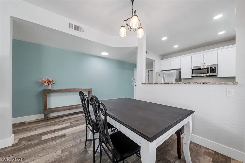 5250 Rainbow, Las Vegas, NV 89118