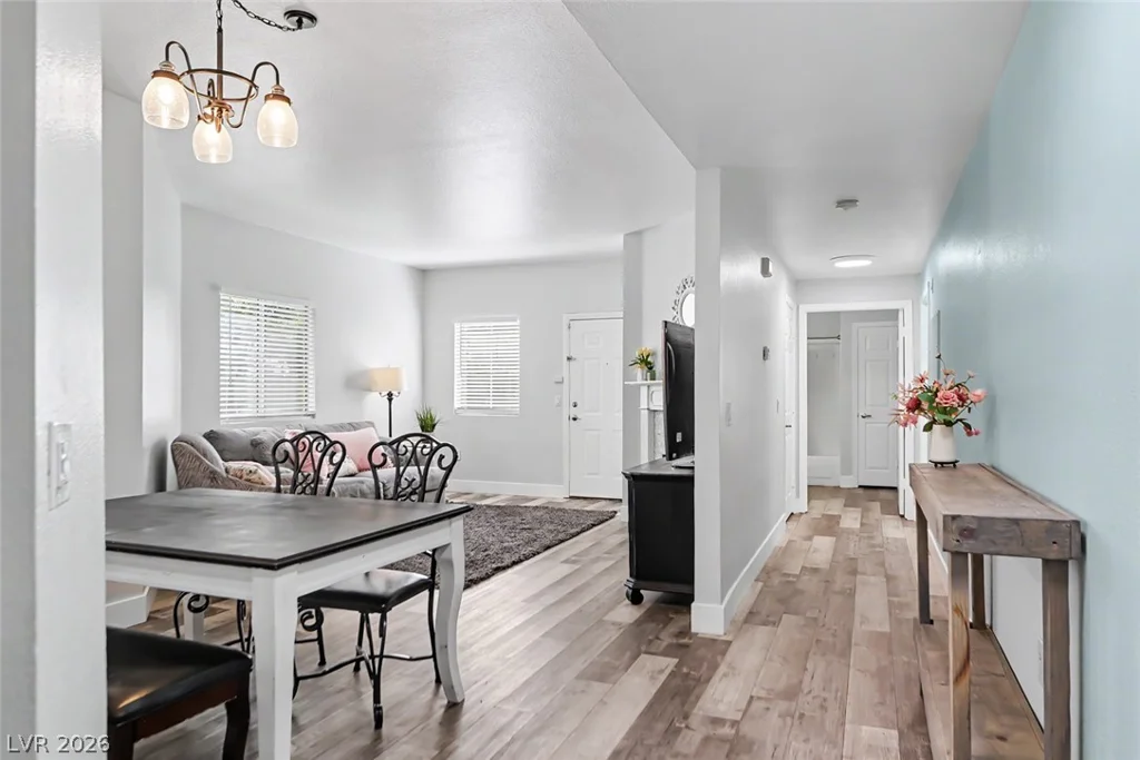 5250 Rainbow, Las Vegas, NV 89118