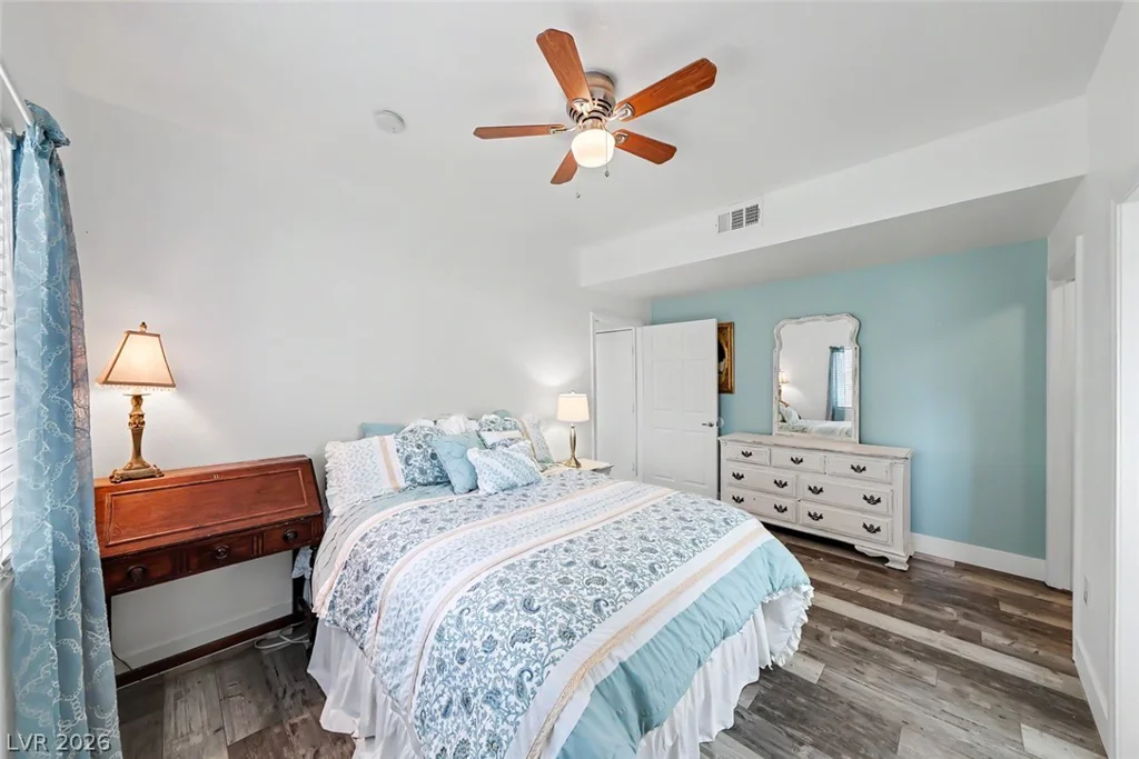 5250 Rainbow, Las Vegas, NV 89118