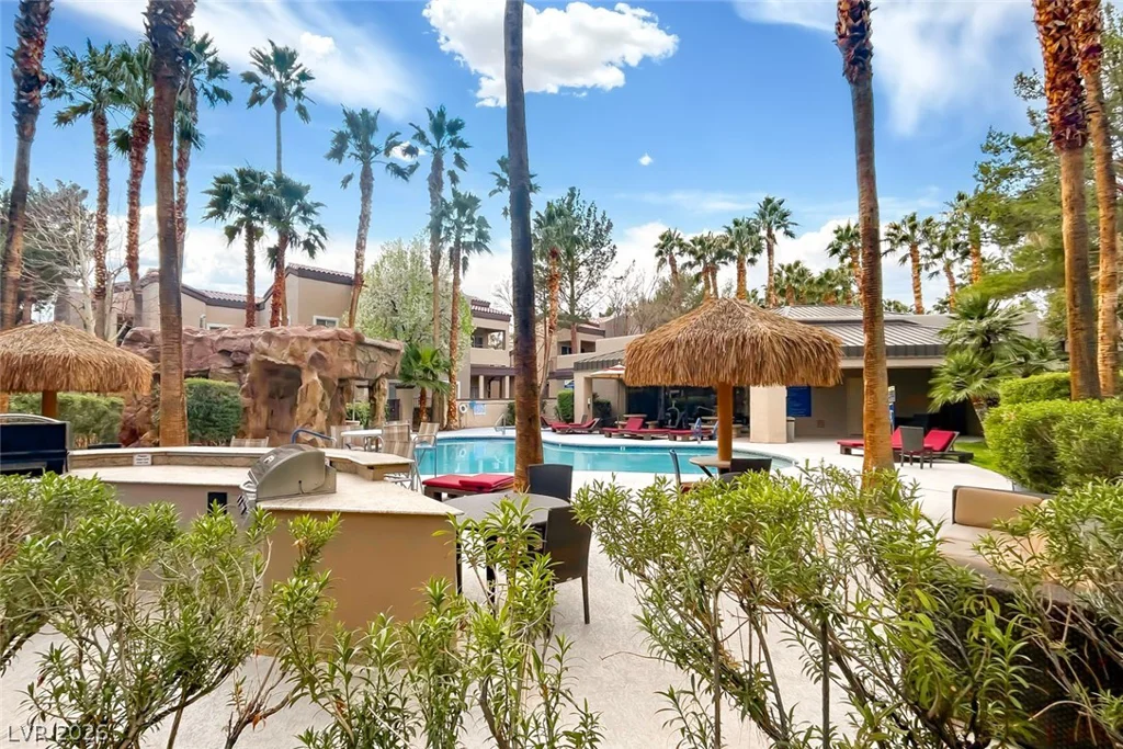 5250 Rainbow, Las Vegas, NV 89118