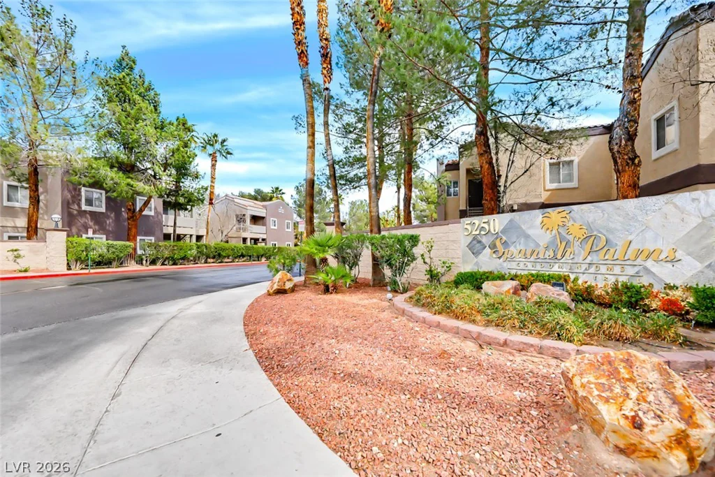 5250 Rainbow, Las Vegas, NV 89118