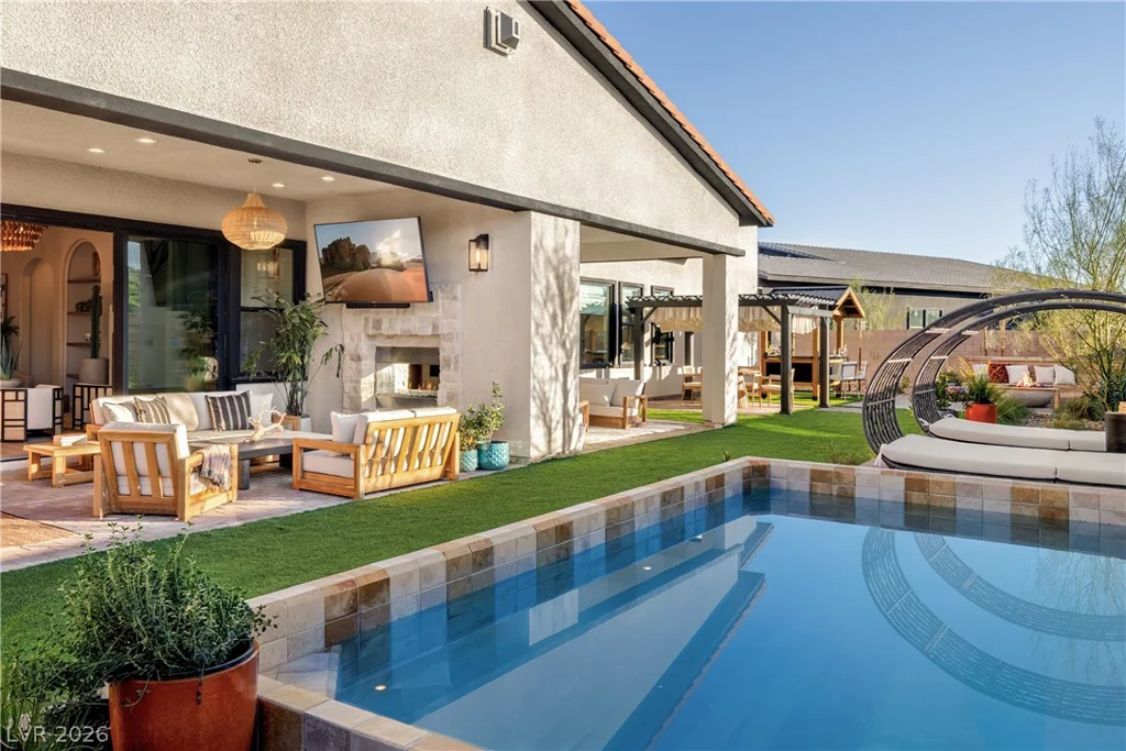 8595 Stange, Las Vegas, NV 89129