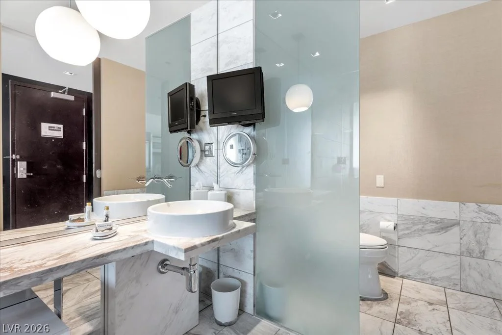 4381 Flamingo, Las Vegas, NV 89103