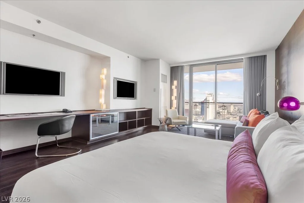 4381 Flamingo, Las Vegas, NV 89103