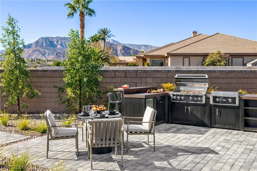 8585 Stange, Las Vegas, NV 89129
