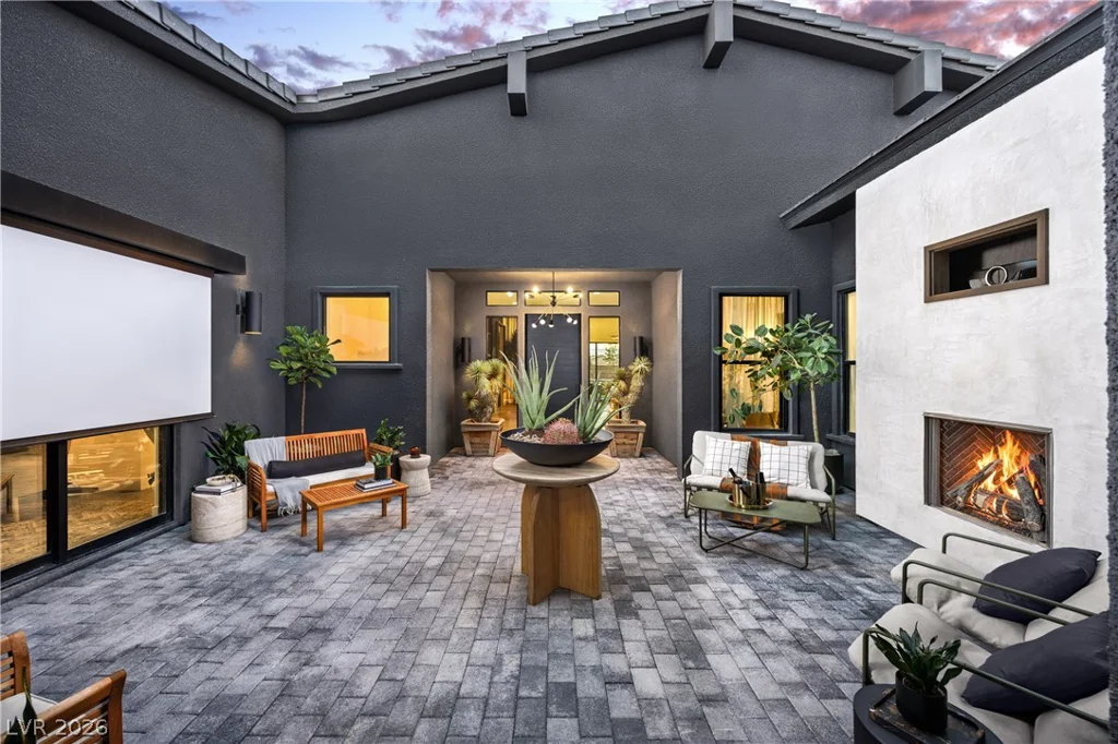 8585 Stange, Las Vegas, NV 89129