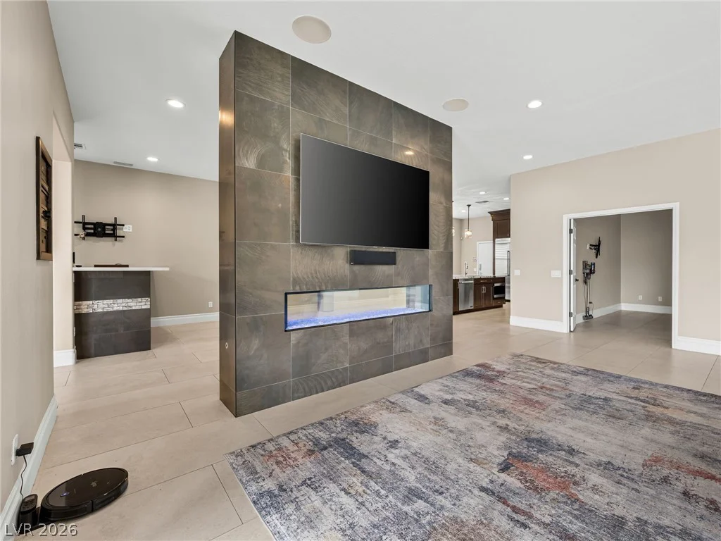 2404 Quartz Peak, Las Vegas, NV 89134