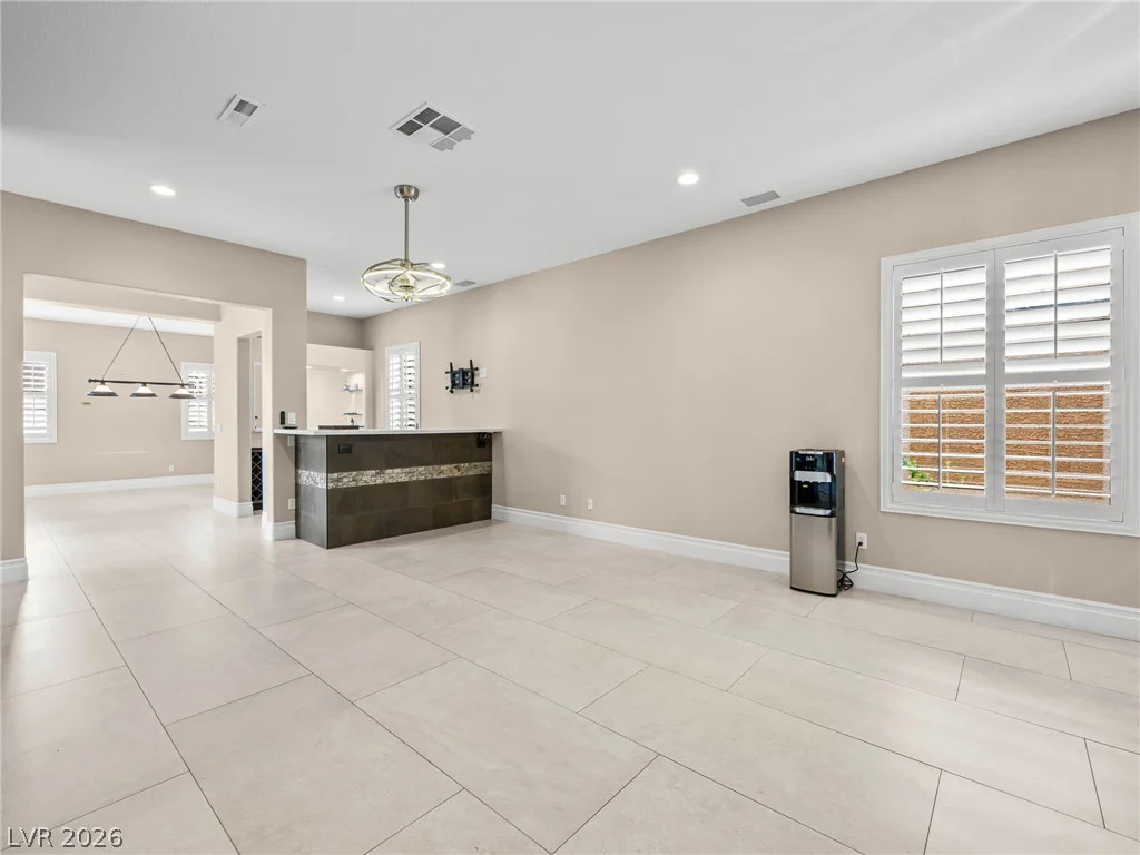 2404 Quartz Peak, Las Vegas, NV 89134