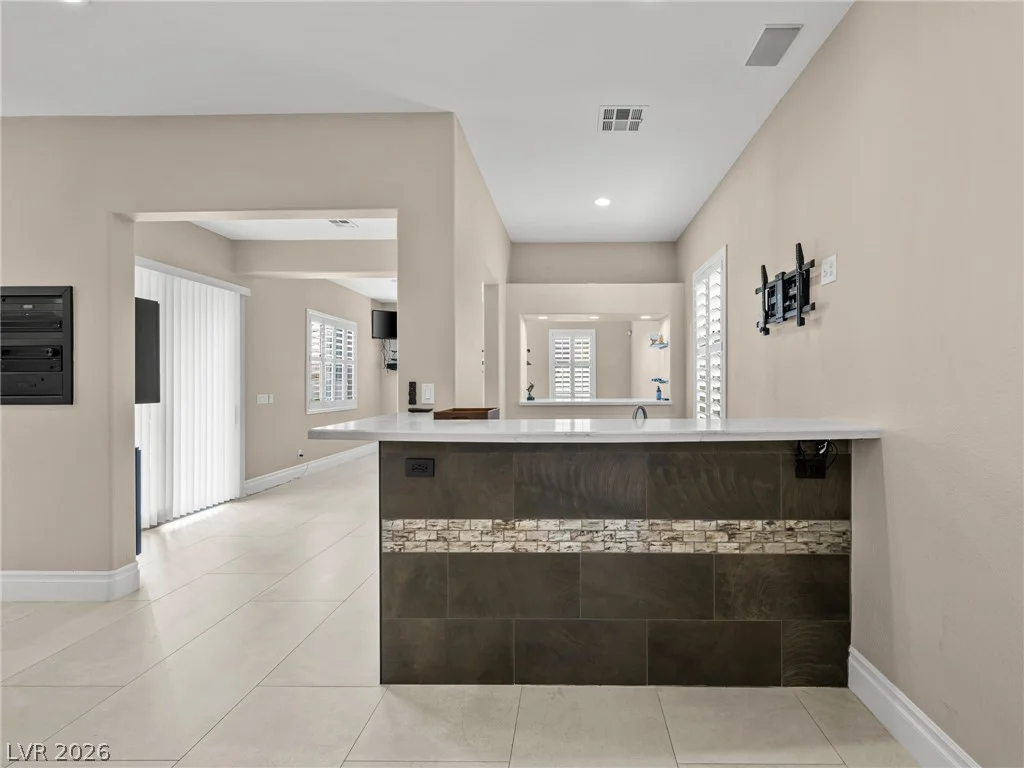 2404 Quartz Peak, Las Vegas, NV 89134
