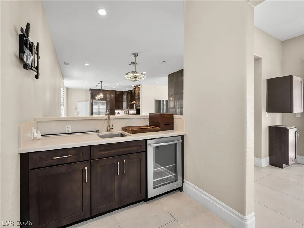 2404 Quartz Peak, Las Vegas, NV 89134