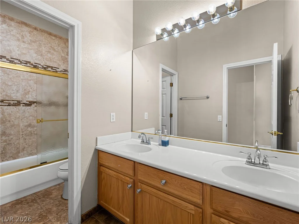 2404 Quartz Peak, Las Vegas, NV 89134