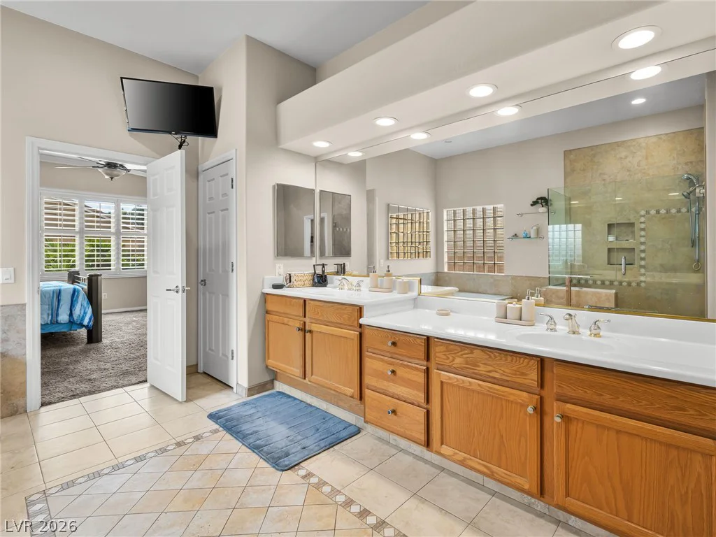 2404 Quartz Peak, Las Vegas, NV 89134
