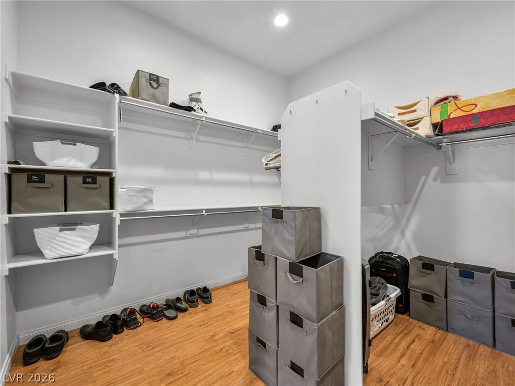 2404 Quartz Peak, Las Vegas, NV 89134