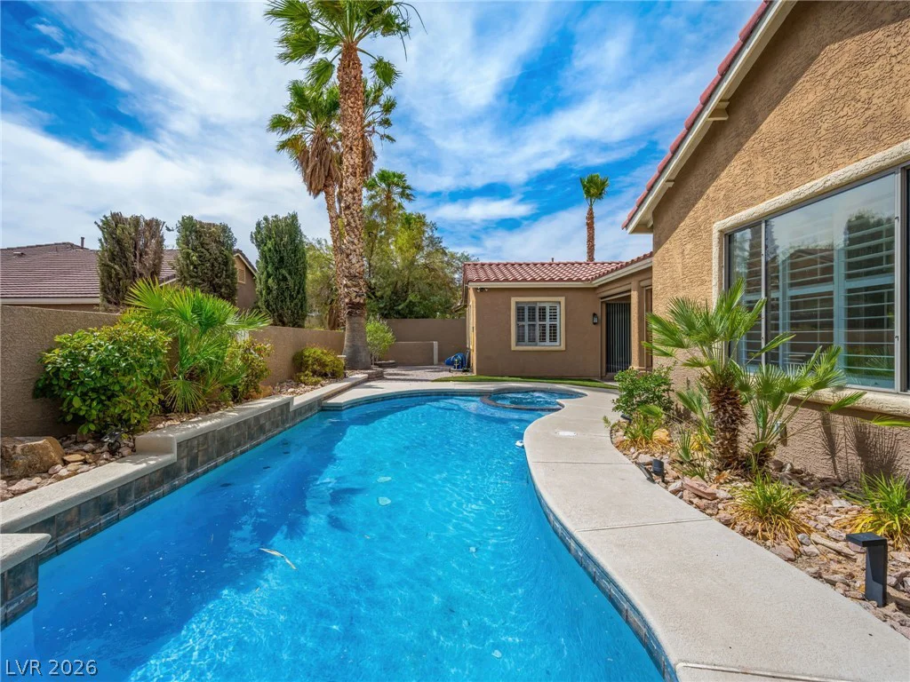 2404 Quartz Peak, Las Vegas, NV 89134