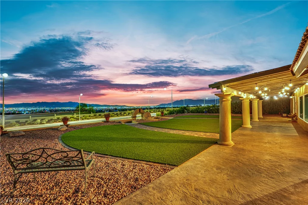 1027 Sidehill, Las Vegas, NV 89110
