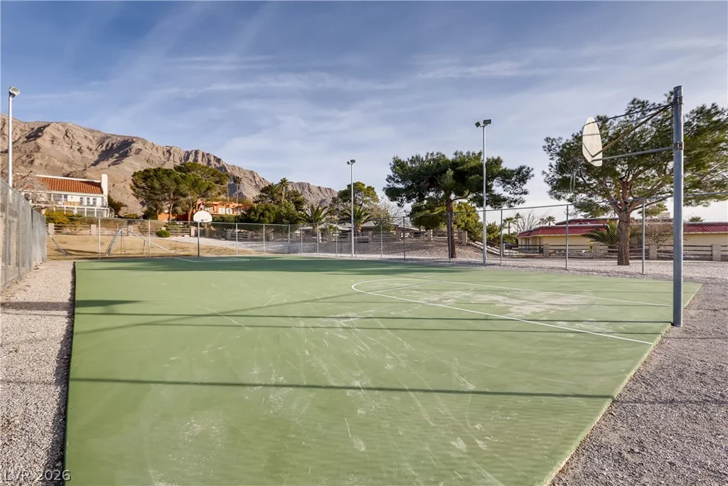 1027 Sidehill, Las Vegas, NV 89110