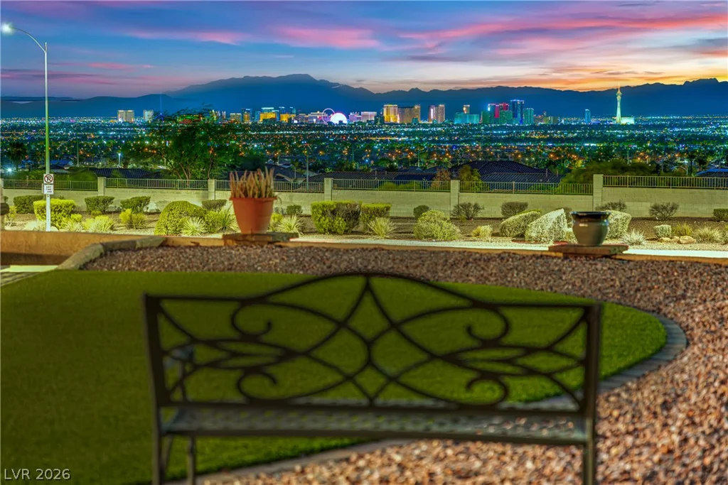 1027 Sidehill, Las Vegas, NV 89110
