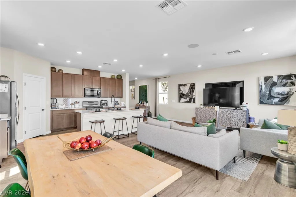 1223 Great Hollow, North Las Vegas, NV 89086