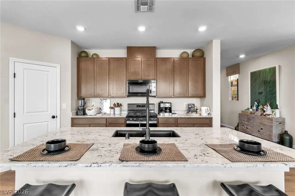 1223 Great Hollow, North Las Vegas, NV 89086