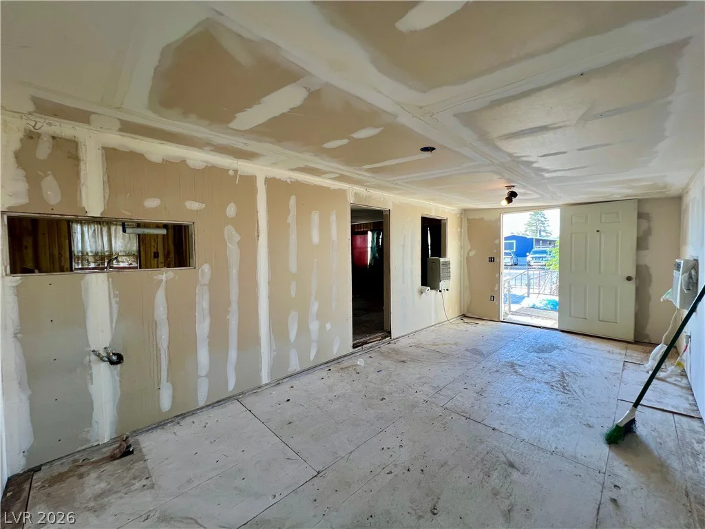 6205 Mount McKinley, Las Vegas, NV 89156