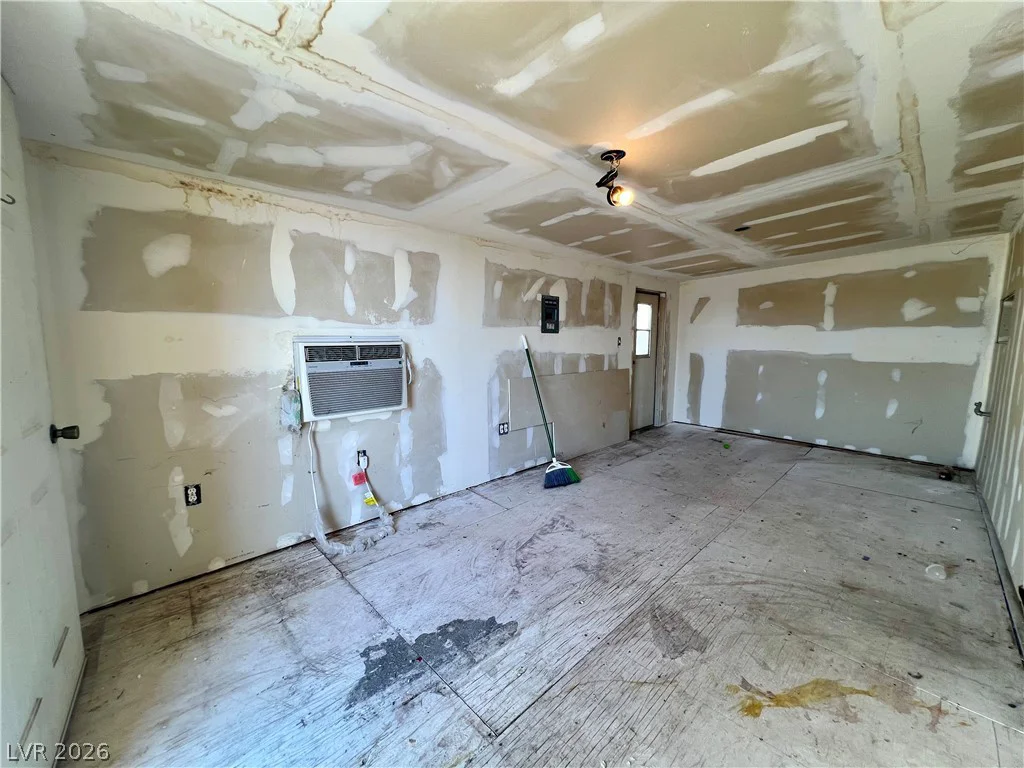 6205 Mount McKinley, Las Vegas, NV 89156