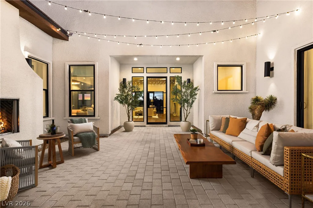 8575 Stange, Las Vegas, NV 89129