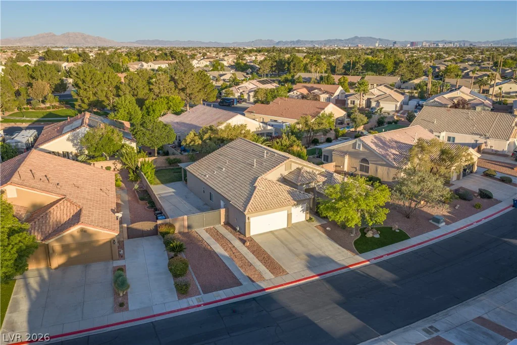 7646 Majestic Springs, Las Vegas, NV 89131