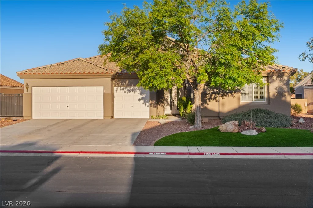 7646 Majestic Springs, Las Vegas, NV 89131