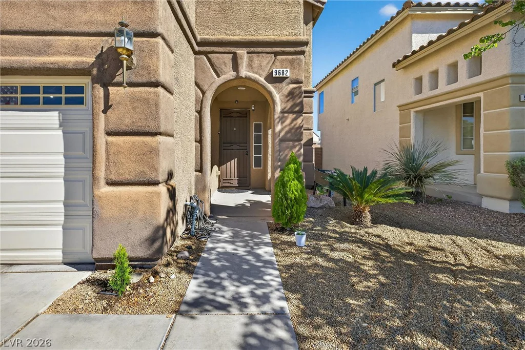9682 Lightheart, Las Vegas, NV 89148