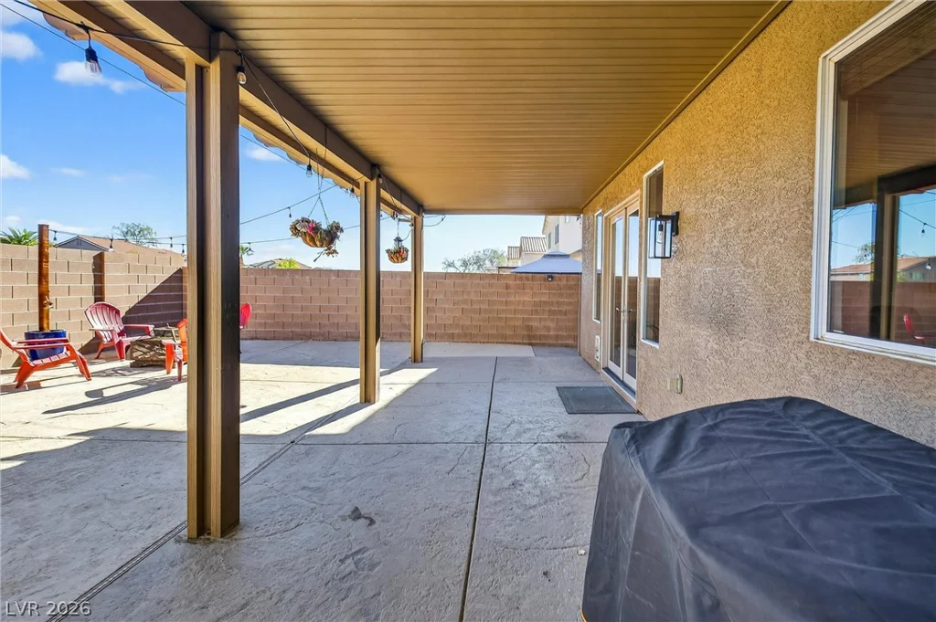 9682 Lightheart, Las Vegas, NV 89148