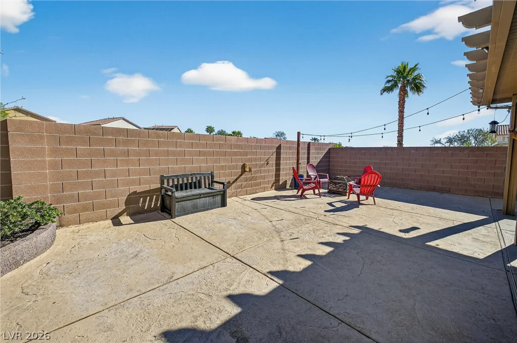 9682 Lightheart, Las Vegas, NV 89148