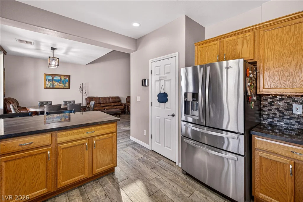 9682 Lightheart, Las Vegas, NV 89148