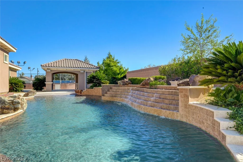 4885 Pioneer, Las Vegas, NV 89149
