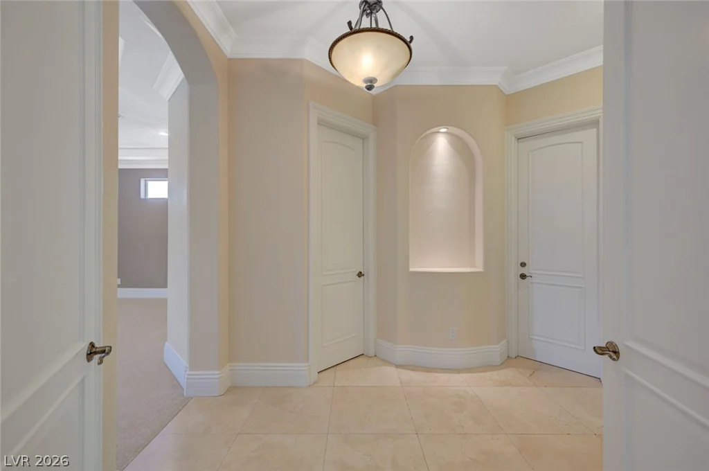 4885 Pioneer, Las Vegas, NV 89149