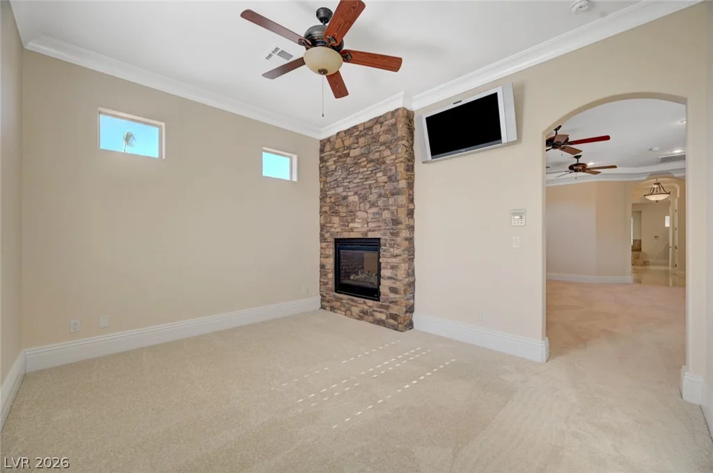 4885 Pioneer, Las Vegas, NV 89149