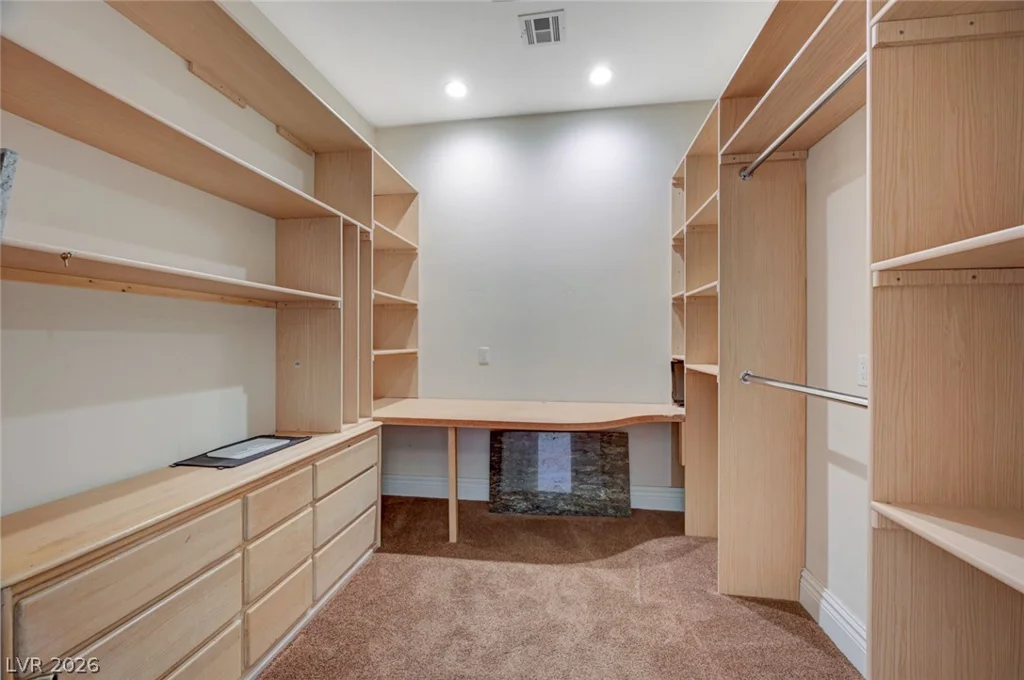 4885 Pioneer, Las Vegas, NV 89149