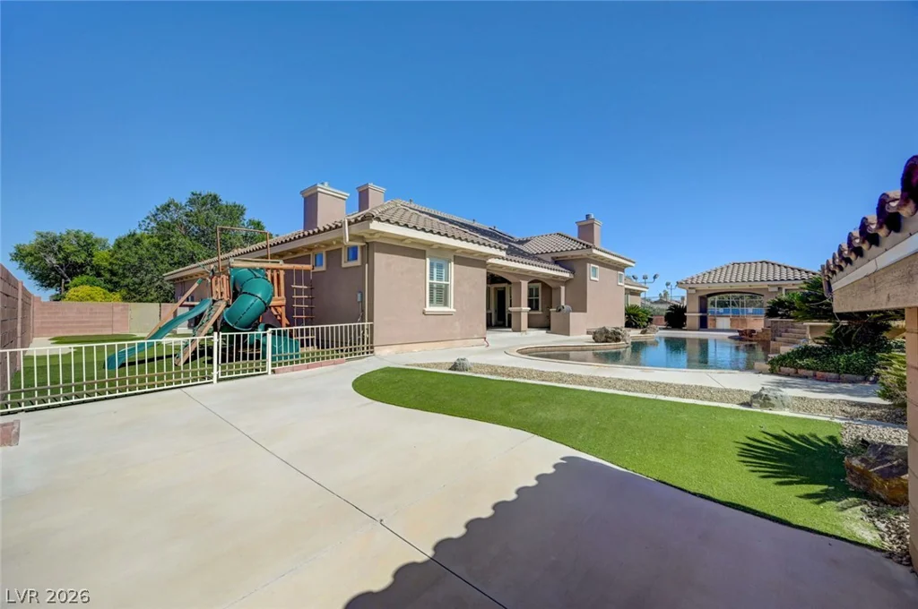 4885 Pioneer, Las Vegas, NV 89149