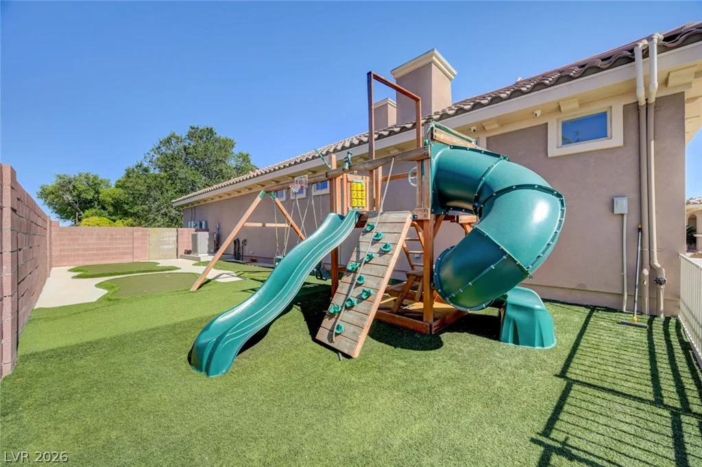 4885 Pioneer, Las Vegas, NV 89149