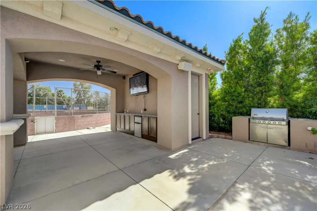 4885 Pioneer, Las Vegas, NV 89149