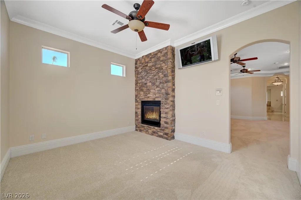 4885 Pioneer, Las Vegas, NV 89149