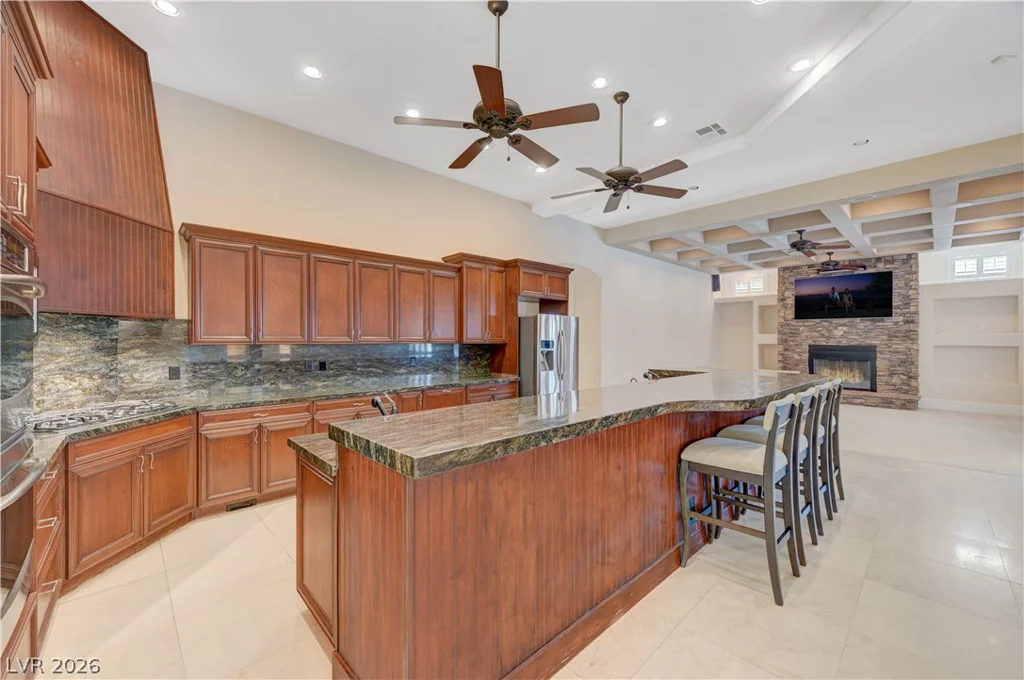 4885 Pioneer, Las Vegas, NV 89149