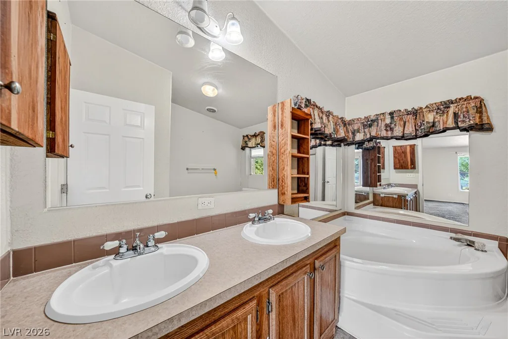 3160 Navajo, Pahrump, NV 89061