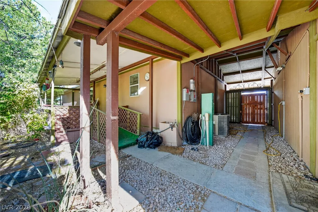 3160 Navajo, Pahrump, NV 89061