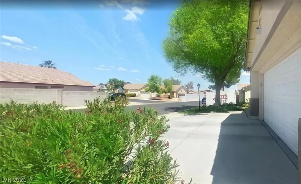 833 Dulcet, North Las Vegas, NV 89032