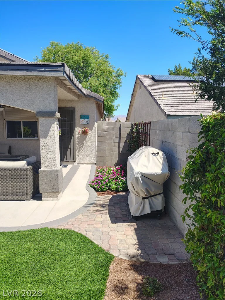 833 Dulcet, North Las Vegas, NV 89032