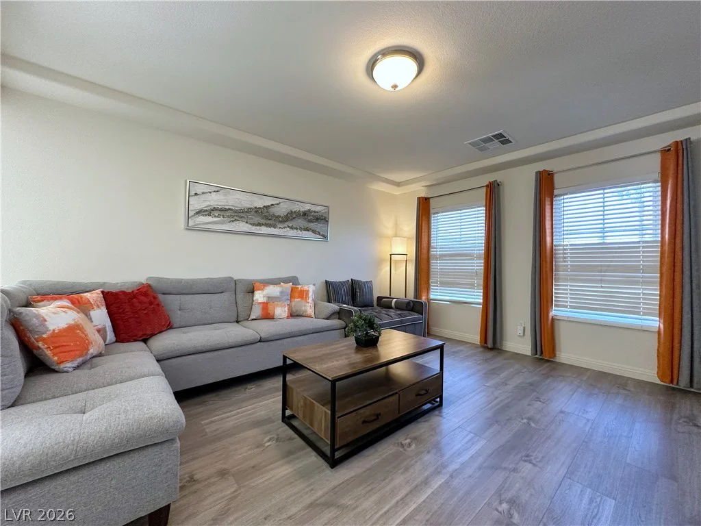 8573 Silver Coast, Las Vegas, NV 89139
