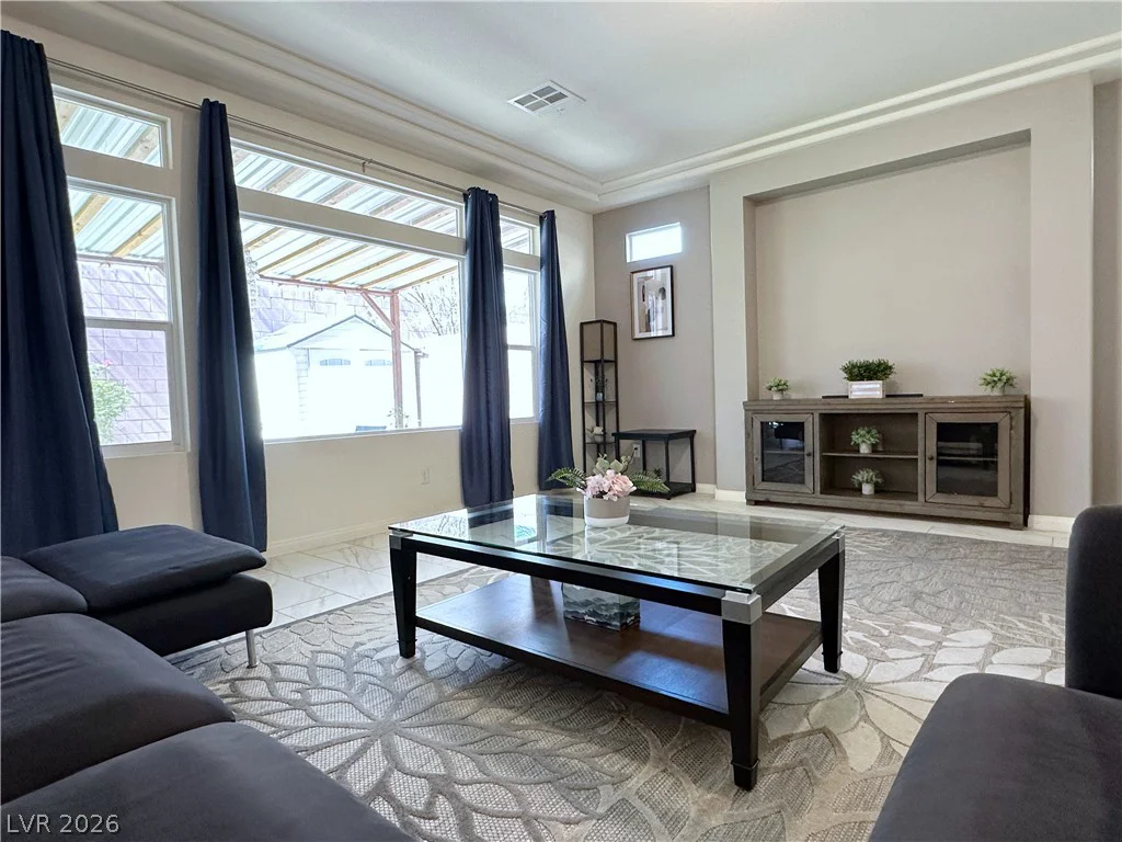 8573 Silver Coast, Las Vegas, NV 89139