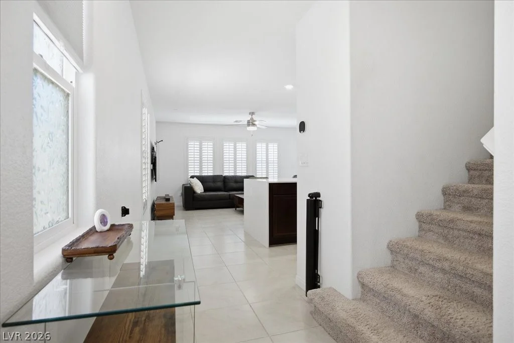 8724 Crestwood Hills, Las Vegas, NV 89113