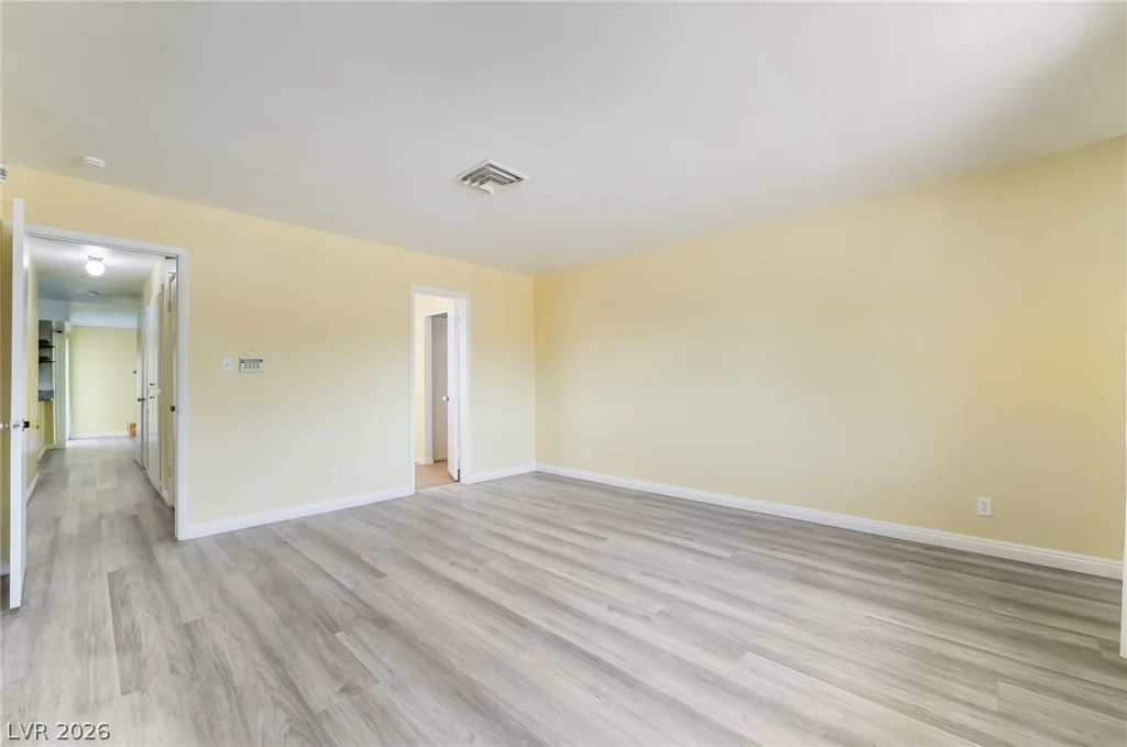 3649 Maria, Las Vegas, NV 89121